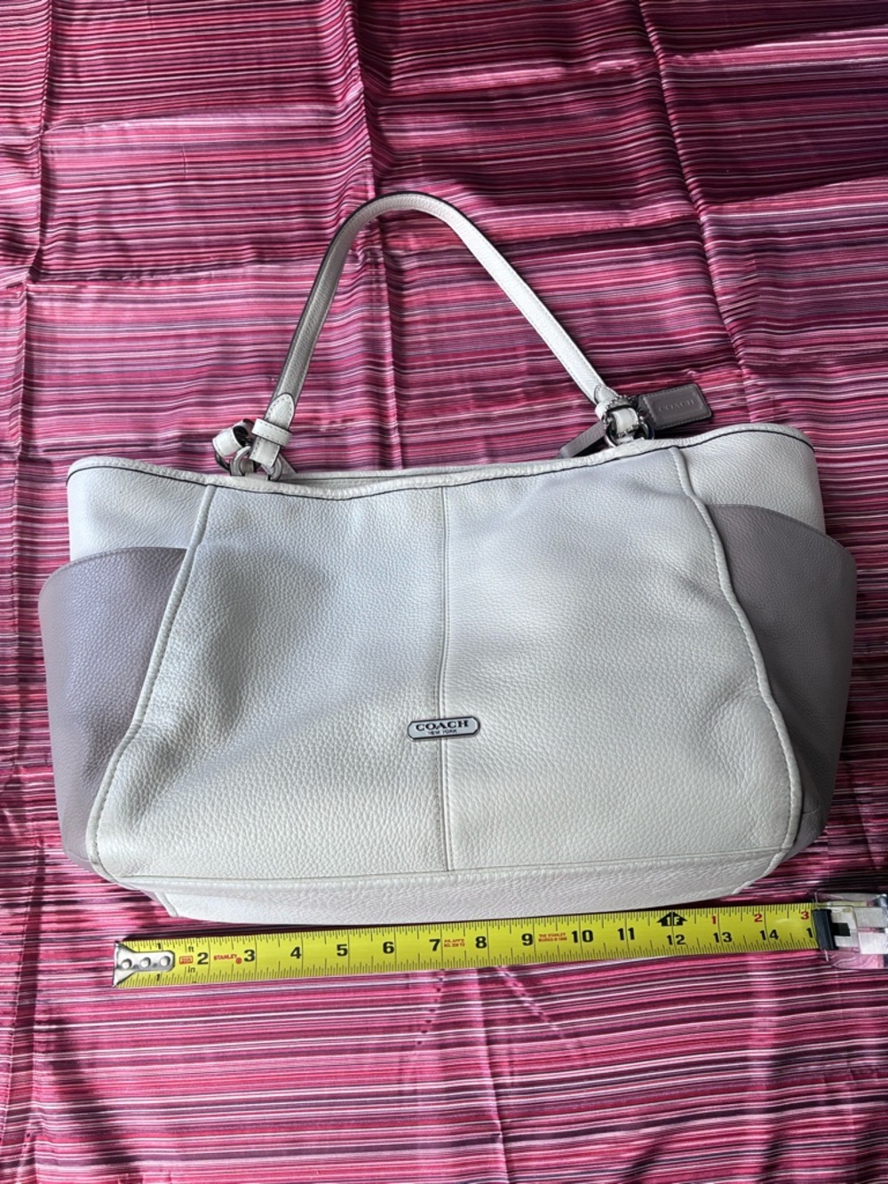Coach Two-Tone Pebbled Leather Shoulder Tote Bag in White and Taupe - Picture 8 of 9